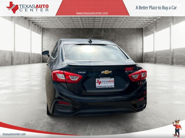 Chevrolet Cruze Vehicle Full-screen Gallery Image 08
