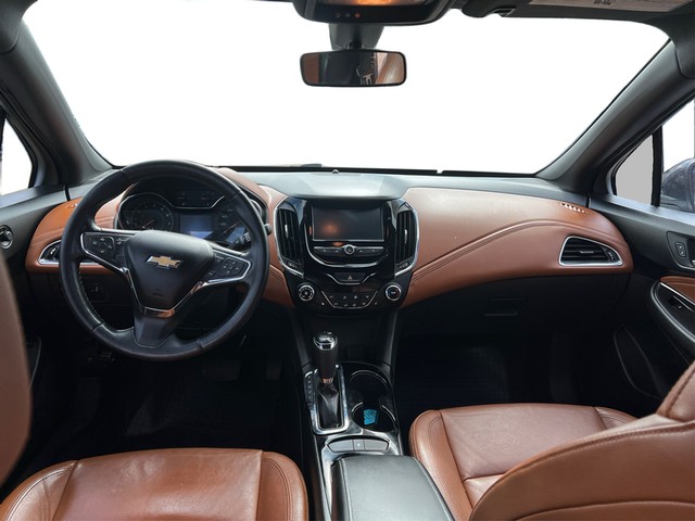 Chevrolet Cruze Vehicle Full-screen Gallery Image 15