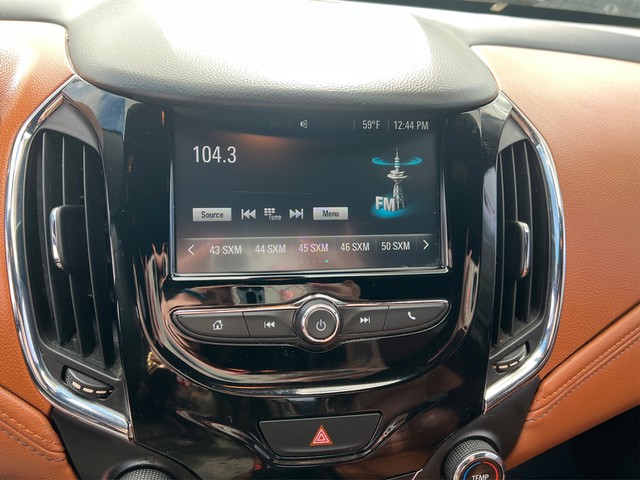 Chevrolet Cruze Vehicle Full-screen Gallery Image 16