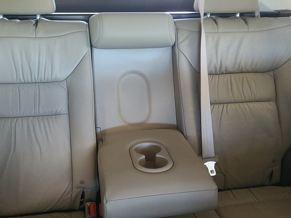 Honda CR-V Vehicle Image 18