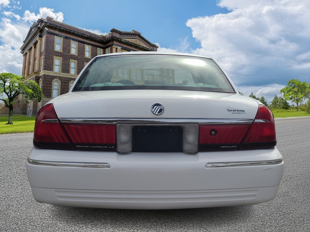 Mercury Grand Marquis Vehicle Image 4