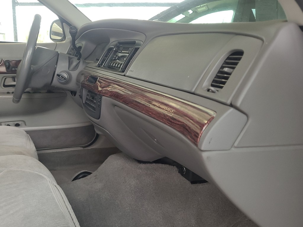 Mercury Grand Marquis Vehicle Image 13