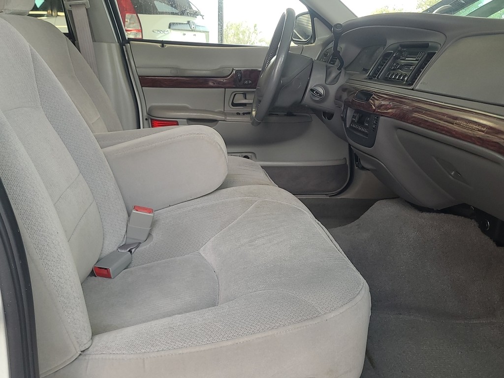 Mercury Grand Marquis Vehicle Image 19