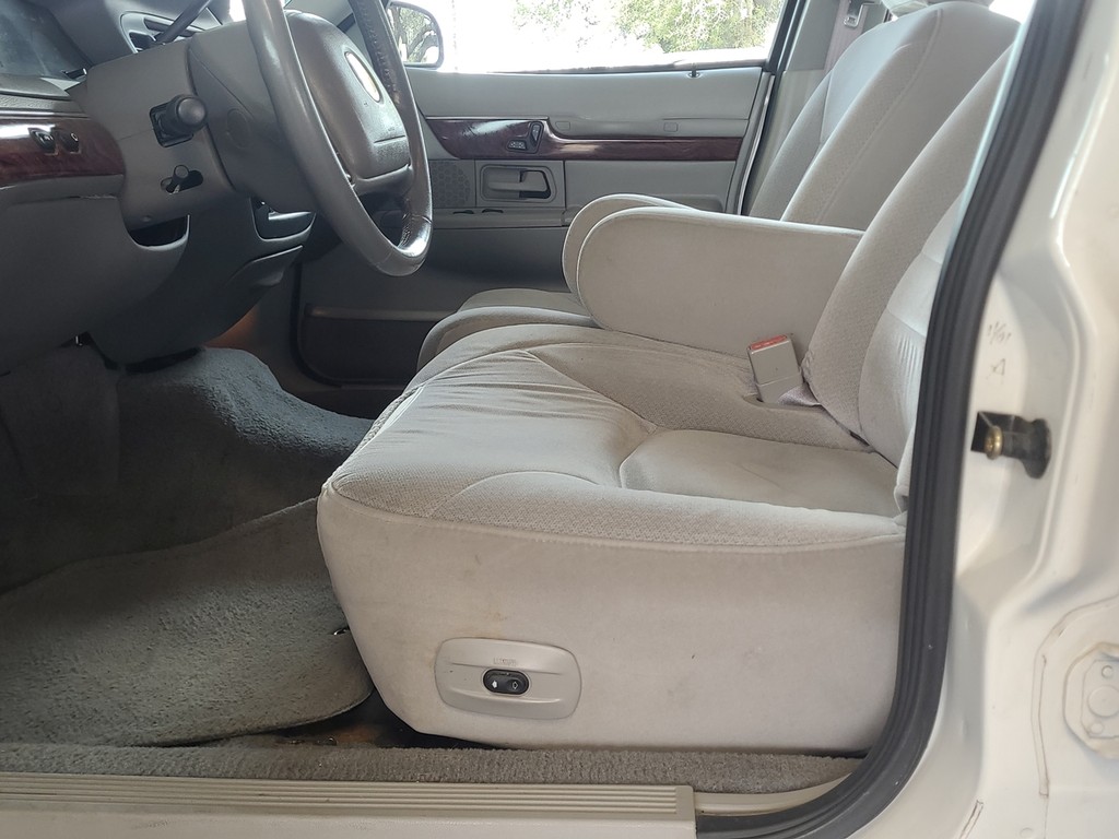 Mercury Grand Marquis Vehicle Image 20