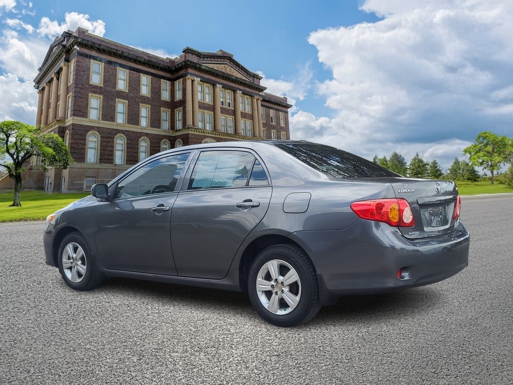 Toyota Corolla Vehicle Image 6