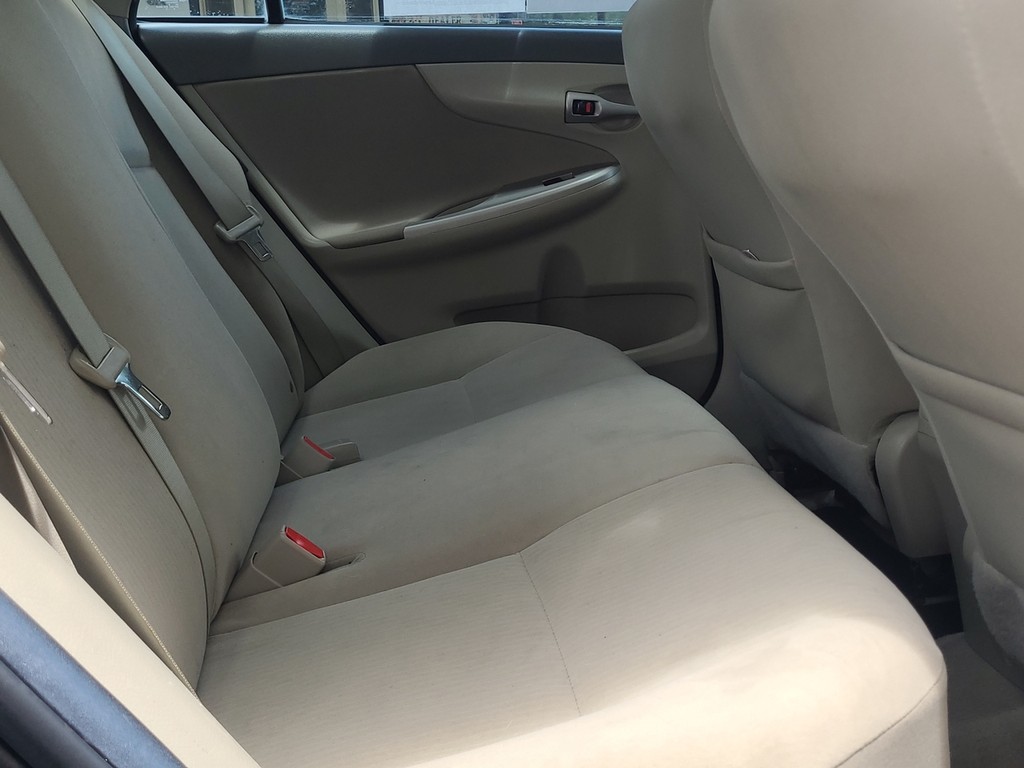 Toyota Corolla Vehicle Image 11