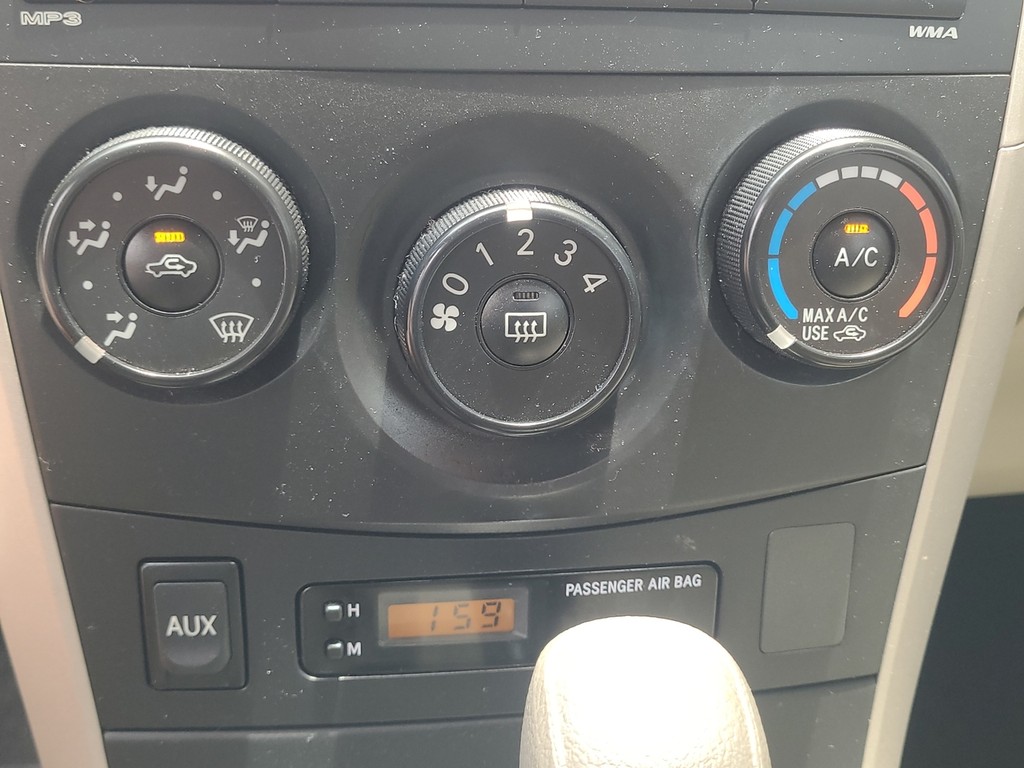 Toyota Corolla Vehicle Image 28