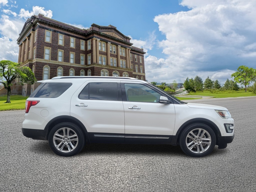 Ford Explorer Vehicle Image 2