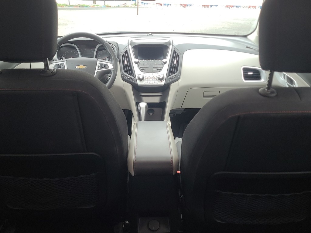 Chevrolet Equinox Vehicle Image 10