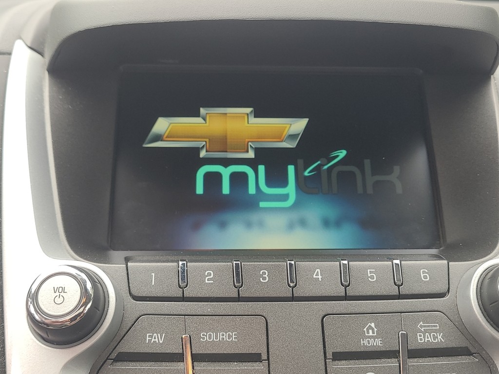 Chevrolet Equinox Vehicle Image 17