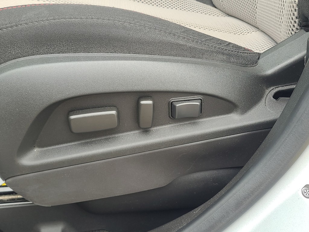 Chevrolet Equinox Vehicle Image 22