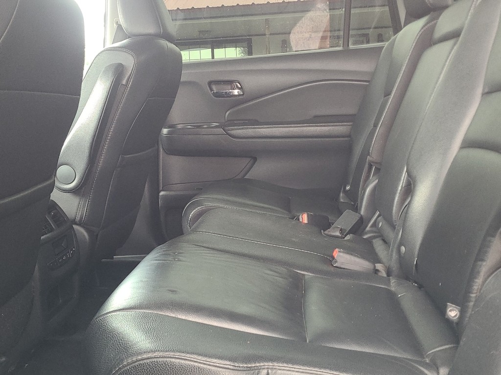 Honda Pilot Vehicle Image 11