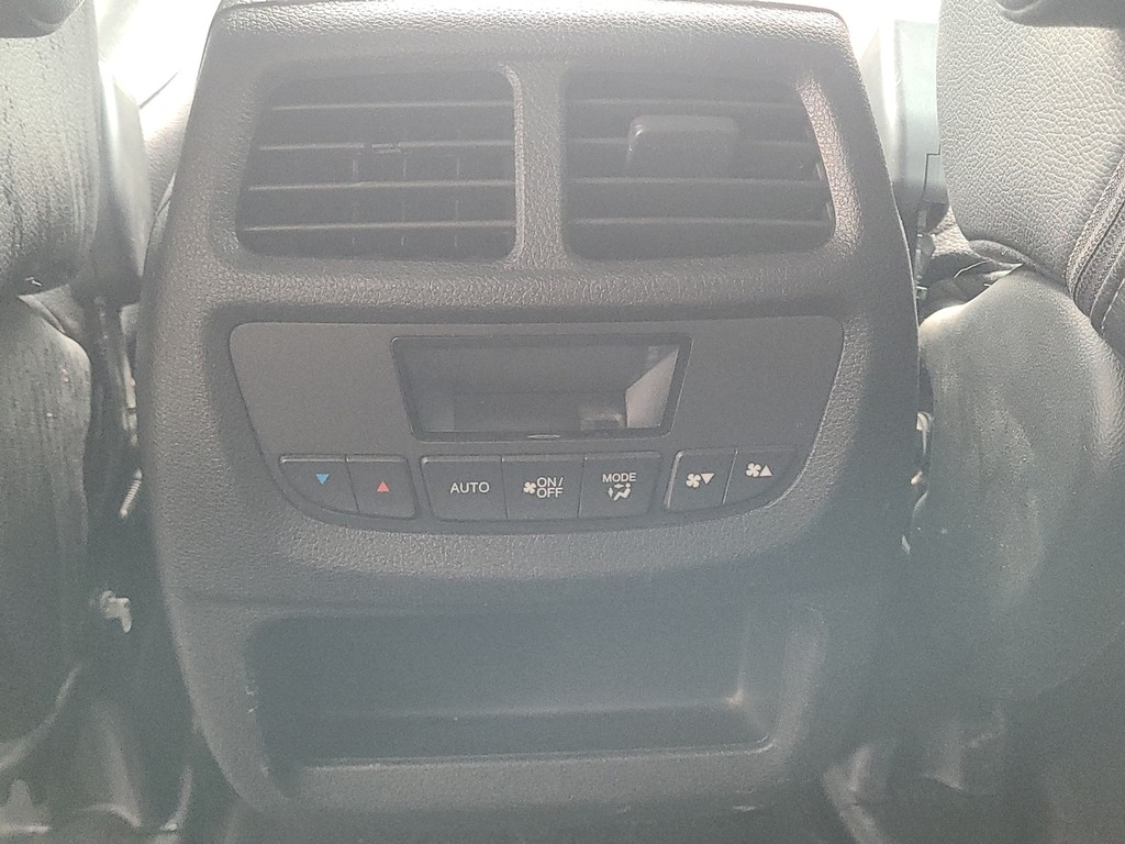 Honda Pilot Vehicle Image 13