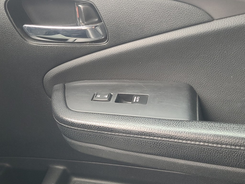 Honda Pilot Vehicle Image 24