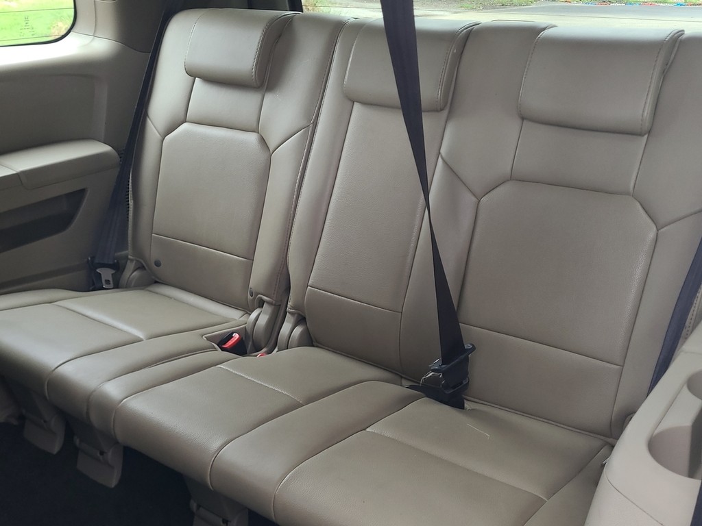 Honda Pilot Vehicle Image 9