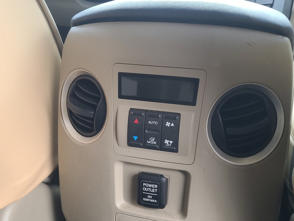 Honda Pilot Vehicle Image 13