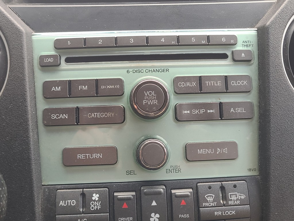 Honda Pilot Vehicle Image 17