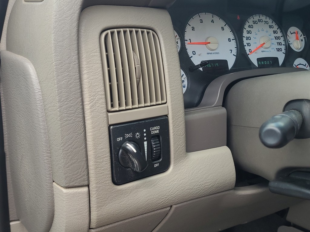 Dodge Ram 1500 Vehicle Image 13