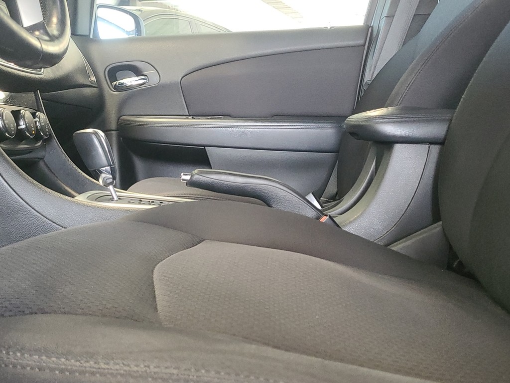 Chrysler 200 Vehicle Image 21