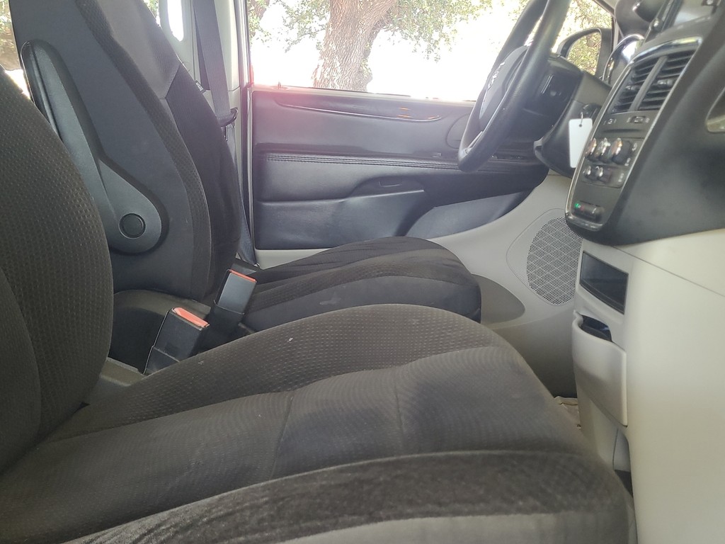 Dodge Grand Caravan Vehicle Image 20