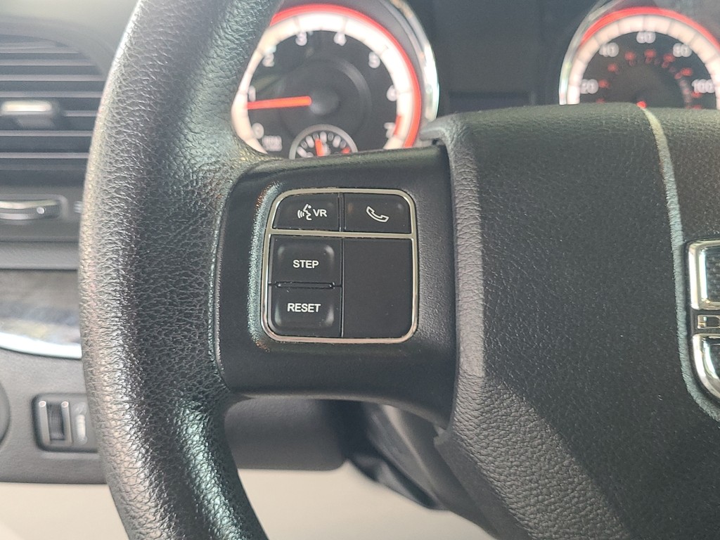 Dodge Grand Caravan Vehicle Image 26