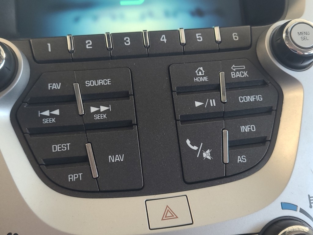 Chevrolet Equinox Vehicle Image 28