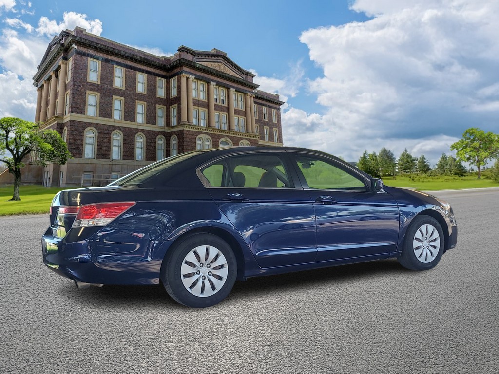 Honda Accord Sedan Vehicle Image 3