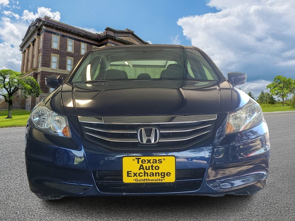 Honda Accord Sedan Vehicle Image 7