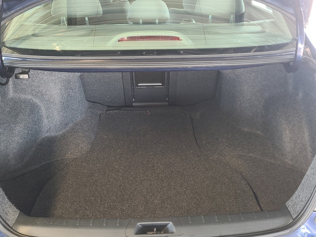 Honda Accord Sedan Vehicle Image 15