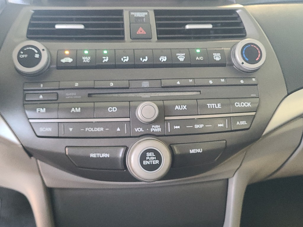 Honda Accord Sedan Vehicle Image 17