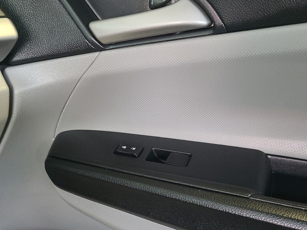 Honda Accord Sedan Vehicle Image 24