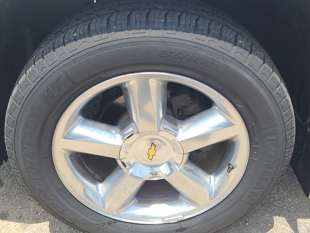 Chevrolet Avalanche Vehicle Image 8
