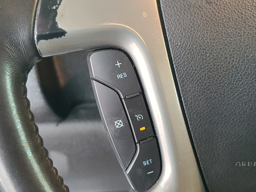 Chevrolet Avalanche Vehicle Image 25