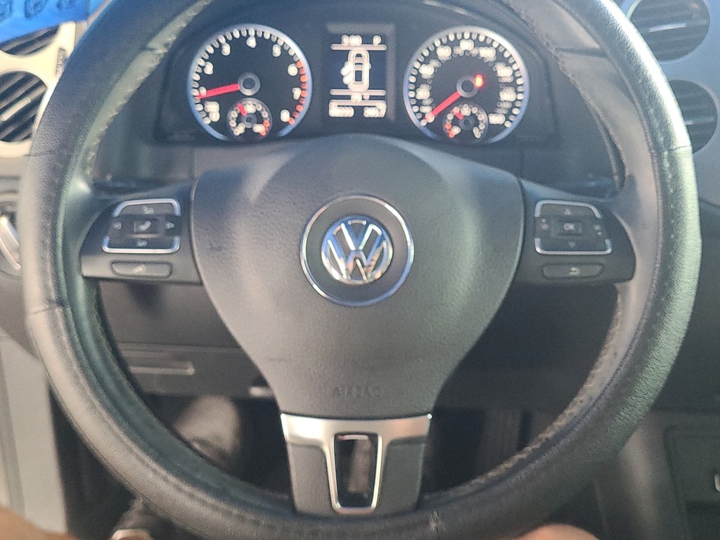 Volkswagen Tiguan Vehicle Image 16