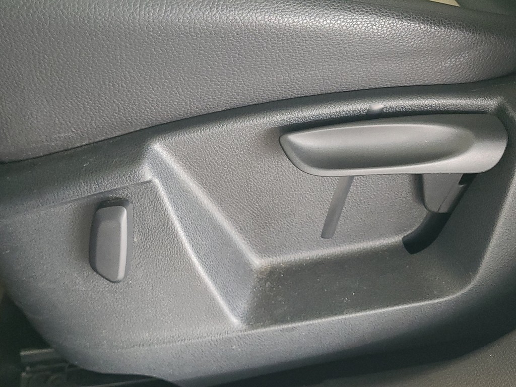 Volkswagen Tiguan Vehicle Image 22
