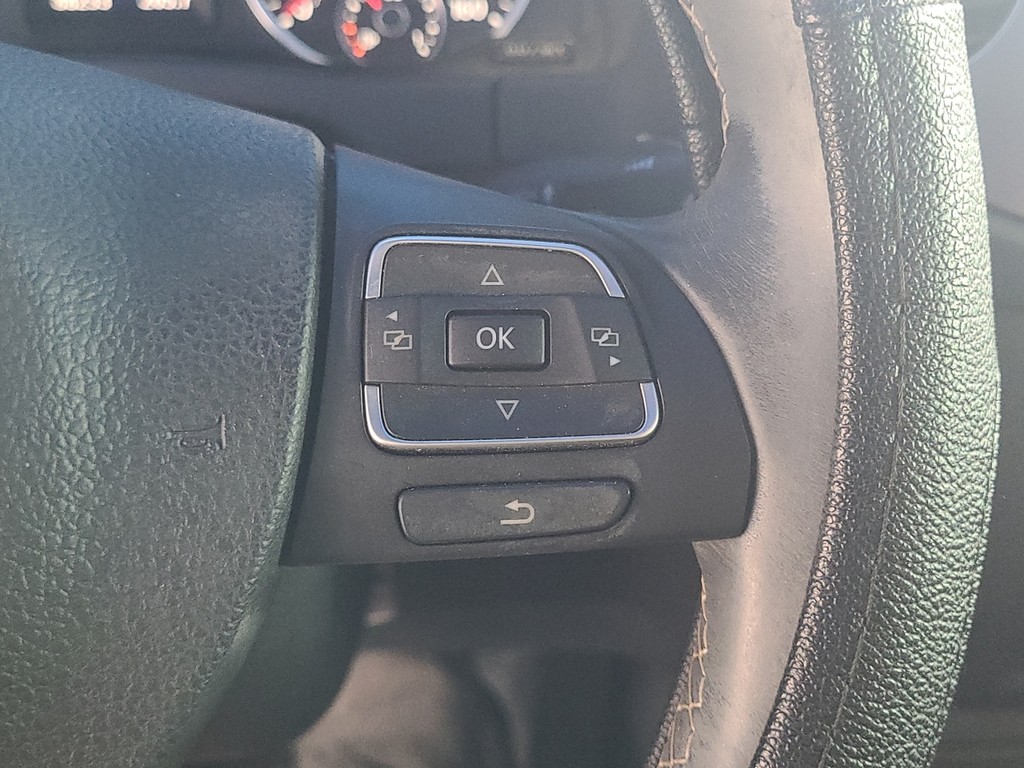 Volkswagen Tiguan Vehicle Image 27