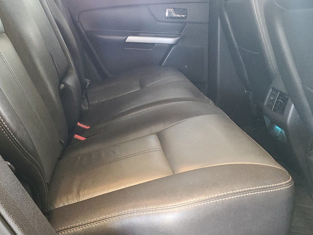 Ford Edge Vehicle Image 11