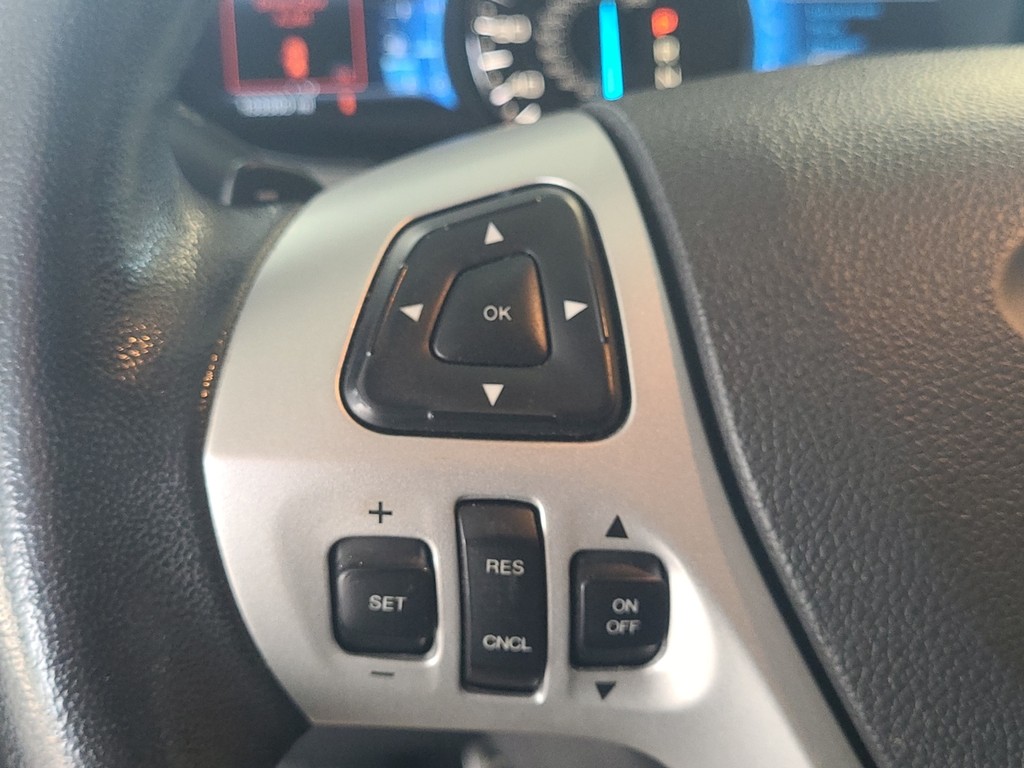 Ford Edge Vehicle Image 26