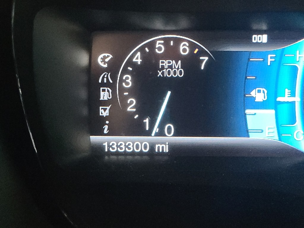 Ford Edge Vehicle Image 28