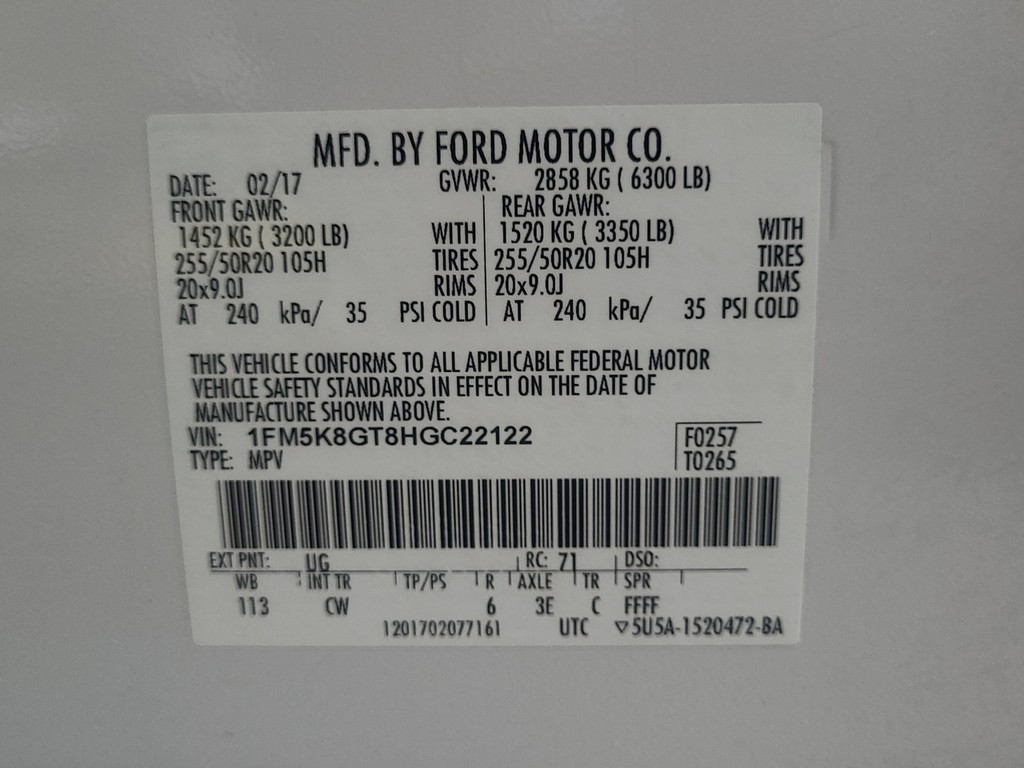 Ford Explorer Vehicle Image 23