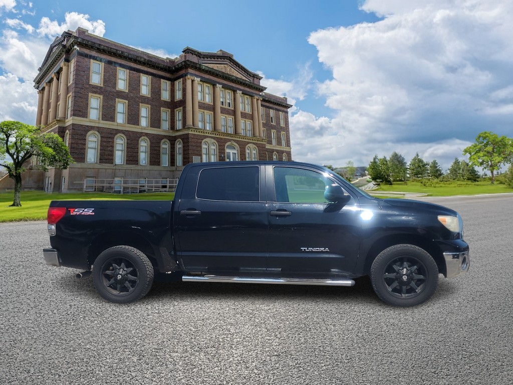 Toyota Tundra 2WD Truck Vehicle Image 2