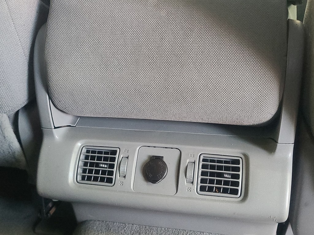 Toyota Tundra 2WD Truck Vehicle Image 13