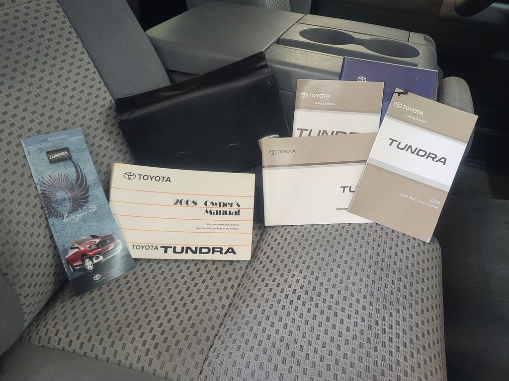 Toyota Tundra 2WD Truck Vehicle Image 16