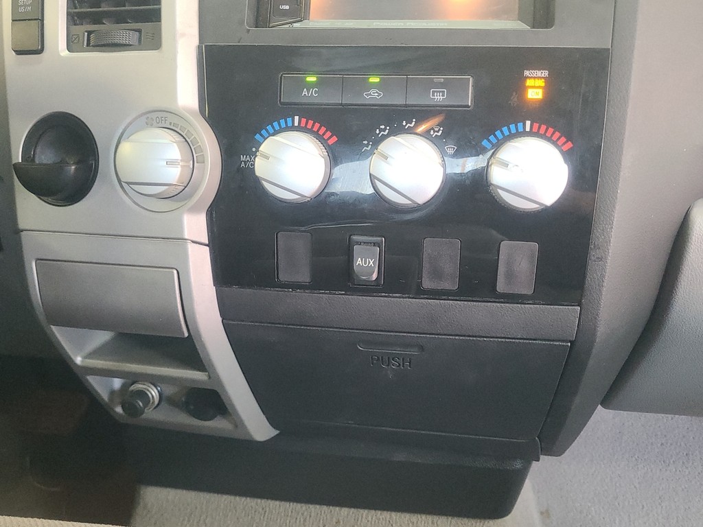 Toyota Tundra 2WD Truck Vehicle Image 17