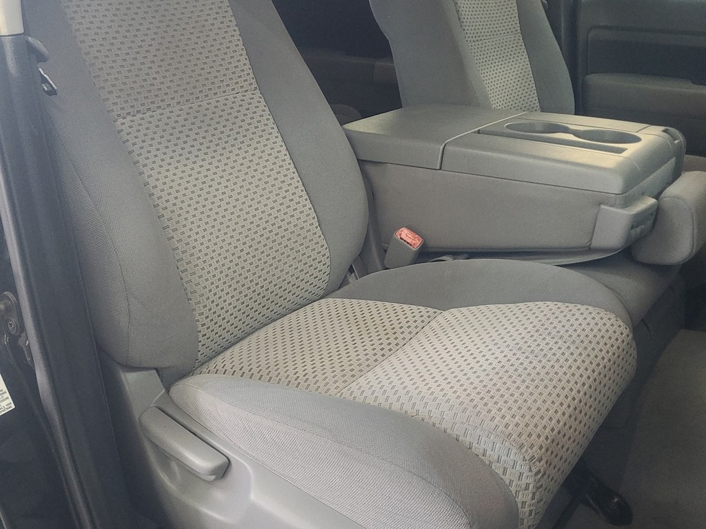 Toyota Tundra 2WD Truck Vehicle Image 19