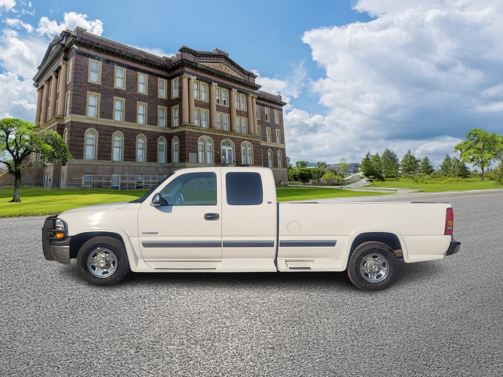 Chevrolet Silverado 2500 Vehicle Image 6