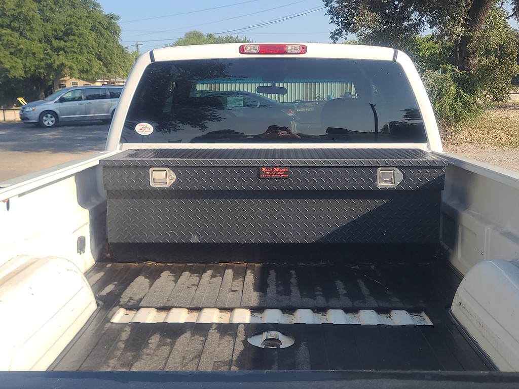 Chevrolet Silverado 2500 Vehicle Image 15