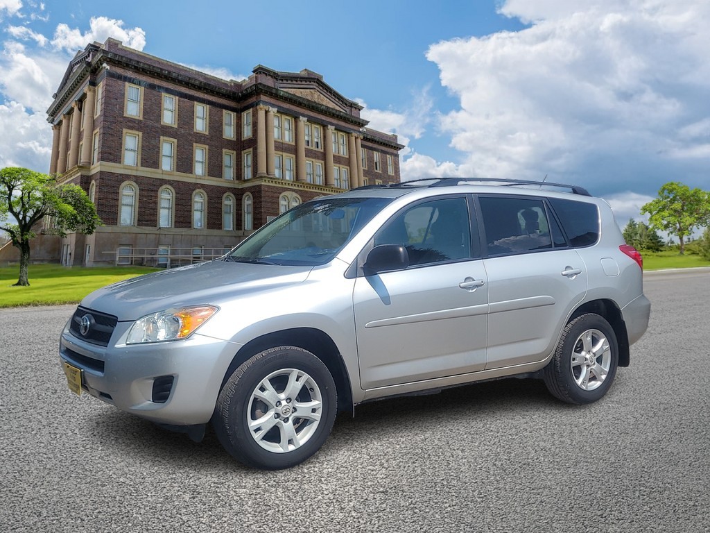 Toyota RAV4 Vehicle Image 8
