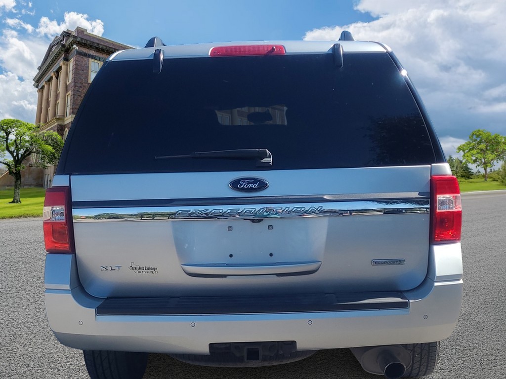 Ford Expedition Vehicle Image 4