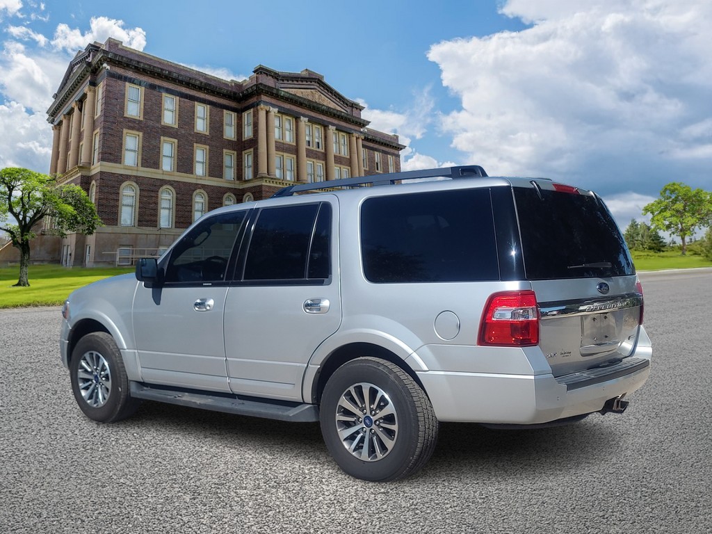 Ford Expedition Vehicle Image 5